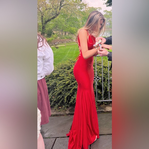 Sherri Hill Prom Dress - Picture 1 of 3